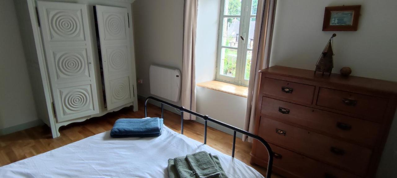 Villa Les Volets Gris à La Croix-Helléan Extérieur photo